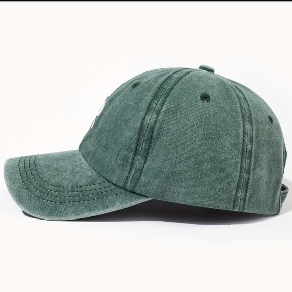 NWT Lucky Clover Embroidery Distressed St. Patrick's Day Unisex Baseball Cap Hat - Picture 3 of 7